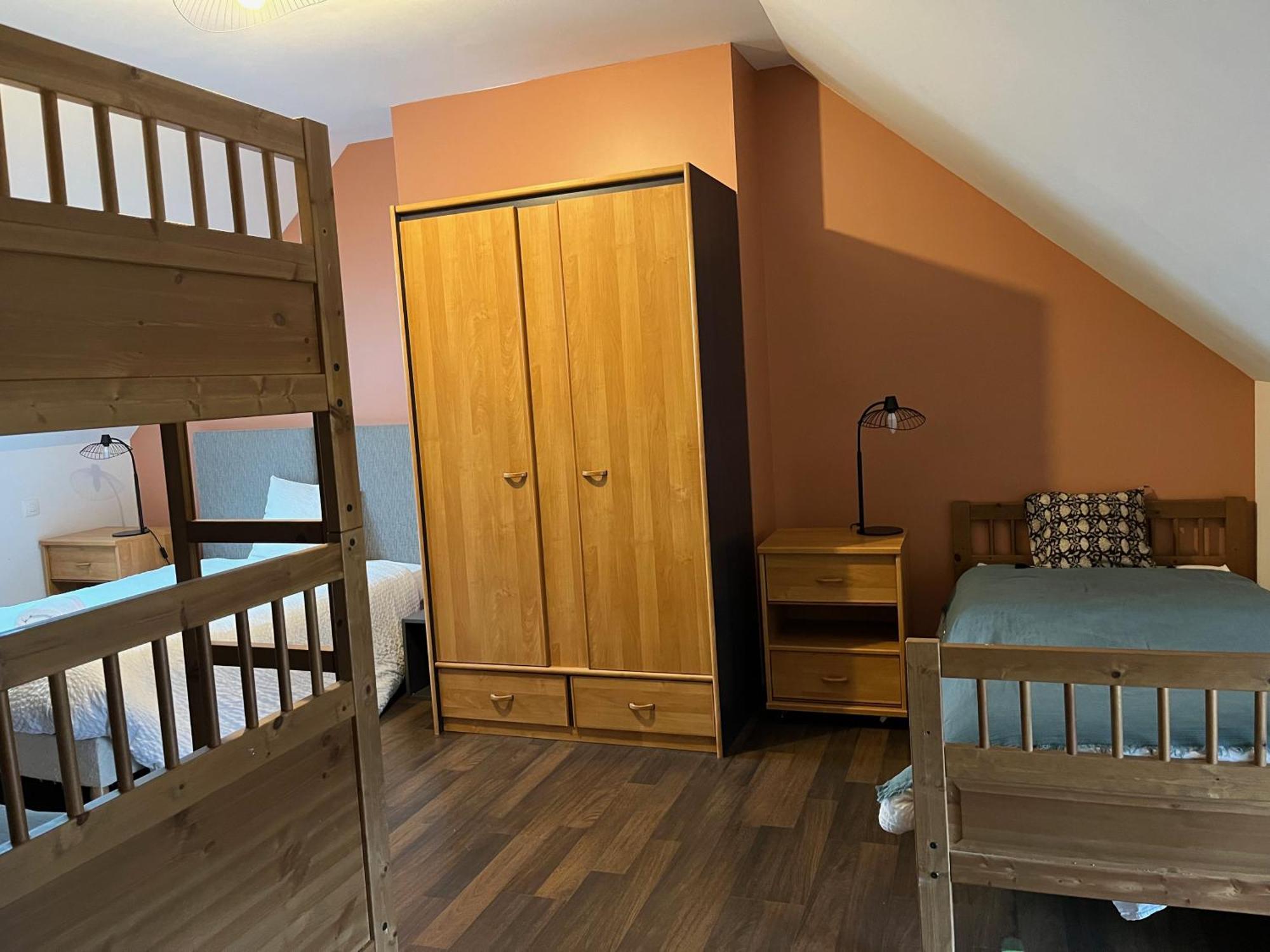 Chateau Du Mauny, Gites Et Chambres D'Hotes En Bourgogne Rosey Habitación foto